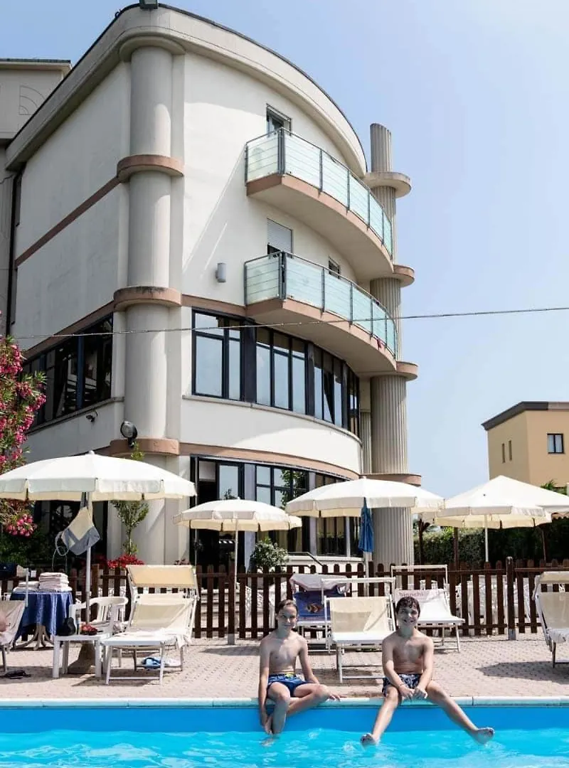 酒店 国会大厦酒店 San Mauro Mare